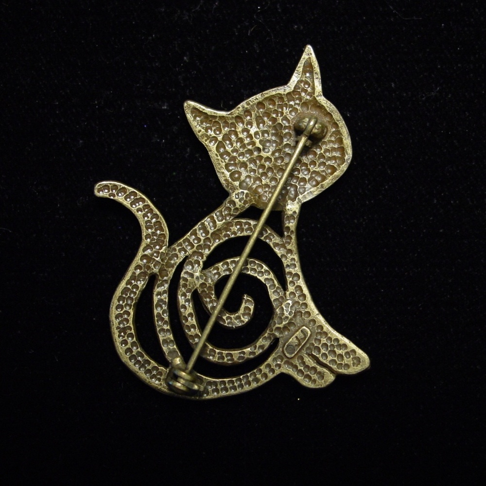COPY - 🌸 3/$12 🐝  'Swirled CAT' Pin Brooch - Picture 4 of 4